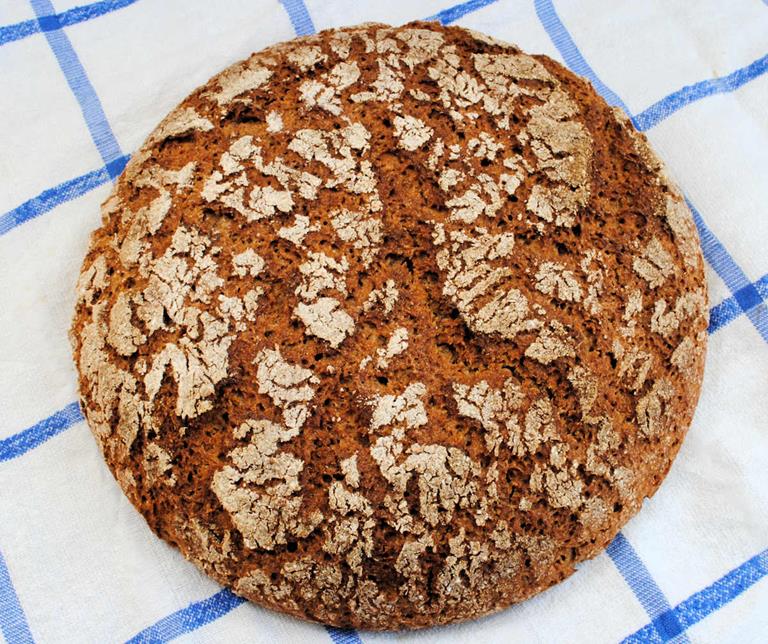 malt-vinegar-rye-bread-recipe-cuisine-fiend